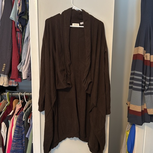 Neiman Marcus cashmere drape sweater, chocolate brown, one size - Picture 3 of 7